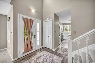 1715 Jonathans, Grandview Heights, OH 44147 - Photo 9