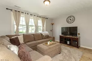 4841 Robinwood Dr, Mentor, OH 44060 - Photo 5
