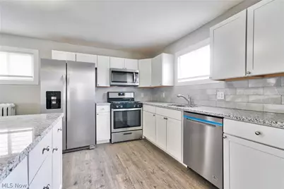 2215 W 105th Street, Loveland, OH 44102 - Photo 7
