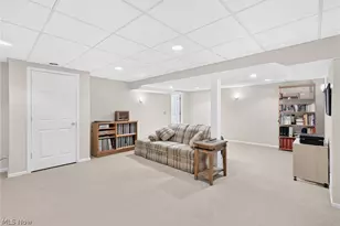 8753 Treetop Trail, Grandview Heights, OH 44147 - Photo 41