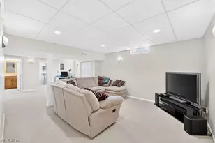 8753 Treetop Trail, Grandview Heights, OH 44147 - Photo 13