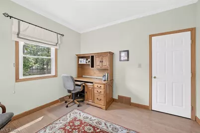 8753 Treetop Trail, Grandview Heights, OH 44147 - Photo 25