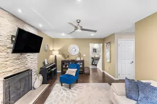 578 Martinique Cir, Stow, OH 44224 - Photo 13