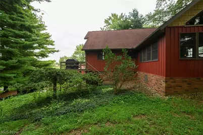 962 Shane Drive SW, Sugarcreek, OH 44681 - Photo 9