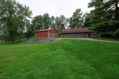 962 Shane Drive SW, Sugarcreek, OH 44681 - Photo 11