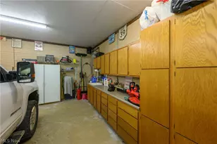 962 Shane Dr SW, Sugarcreek, OH 44681 - Photo 5