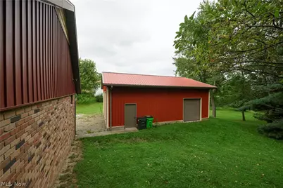 962 Shane Drive SW, Sugarcreek, OH 44681 - Photo 5