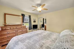 202 Roosevelt Dr, Geneva, OH 44041 - Photo 23