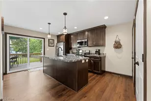 427 W Oak St, Orrville, OH 44667 - Photo 9
