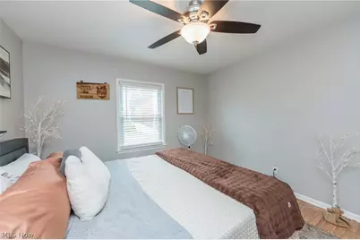 88 E Catawba Avenue, Akron, OH 44301 - Photo 15