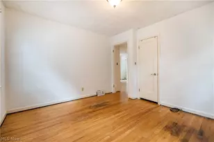 11 Ross Dr, Akron, OH 44313 - Photo 19