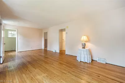 11 Ross Drive, Akron, OH 44313 - Photo 5