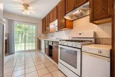 11 Ross Drive, Akron, OH 44313 - Photo 7