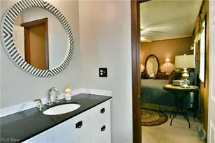 541 Stoneybrook Ln, Canfield, OH 44406 - Photo 35