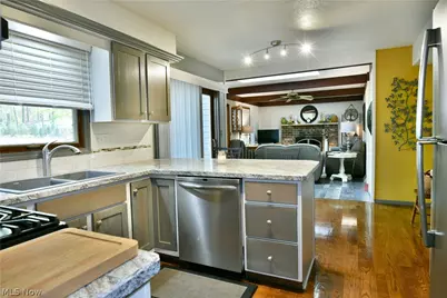 541 Stoneybrook Lane, Canfield, OH 44406 - Photo 9