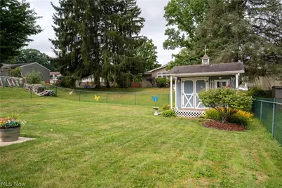 620 Dresden Drive, Hubbard, OH 44425 - Photo 29