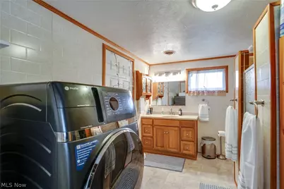 2034 State Street NE, Canton, OH 44721 - Photo 17