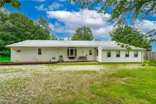 2034 State St NE, Canton, OH 44721 - Photo 1