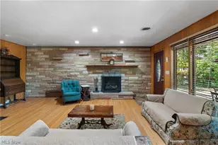 37523 Arlington Dr, Willoughby, OH 44094 - Photo 9