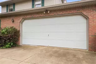1421 44th St NE, Canton, OH 44714 - Photo 5