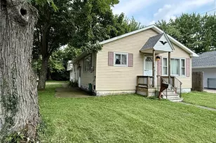 327 Franklin Ave, Elyria, OH 44035 - Photo 5