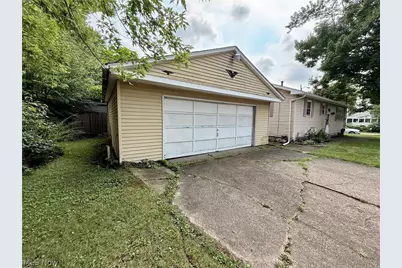 327 Franklin Avenue, Elyria, OH 44035 - Photo 7