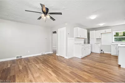 2981 Cormany Road, Akron, OH 44319 - Photo 5