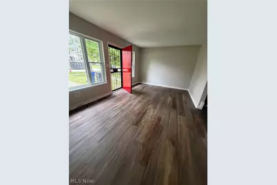 9409 Manor Avenue, Loveland, OH 44104 - Photo 15