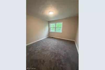 9409 Manor Avenue, Loveland, OH 44104 - Photo 7