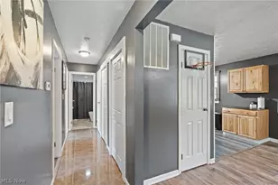 5684 Stanford Ave, Youngstown, OH 44515 - Photo 9