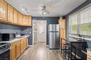 5684 Stanford Ave, Youngstown, OH 44515 - Photo 5