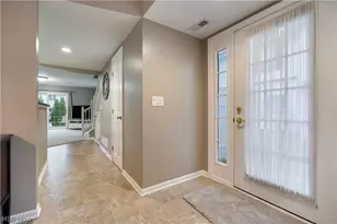 132 Sand Ct, Fairlawn, OH 44333 - Photo 5