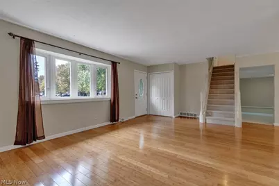 6609 Debbie Drive, North Ridgeville, OH 44039 - Photo 5