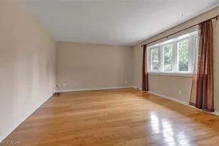 6609 Debbie Dr, North Ridgeville, OH 44039 - Photo 3