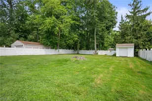 5839 Lake Rd, Mentor on the Lake, OH 44060 - Photo 39