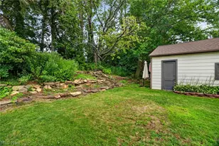 2239 Larchmont Dr, Wickliffe, OH 44092 - Photo 31