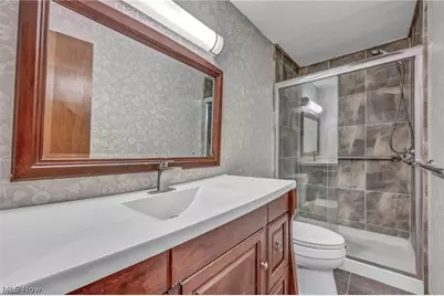 131 Yunker Court, Elyria, OH 44035 - Photo 25