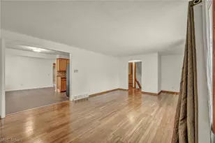 131 Yunker Ct, Elyria, OH 44035 - Photo 9