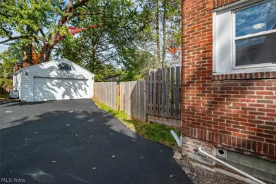 486 Sumatra Avenue, Akron, OH 44305 - Photo 3
