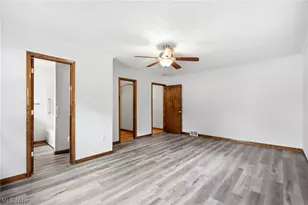 33749 Kenilworth Rd, Eastlake, OH 44095 - Photo 17