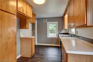 2929 Helen Pl NW, Canton, OH 44708 - Photo 11
