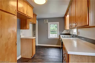 2929 Helen Place NW, Canton, OH 44708 - Photo 11