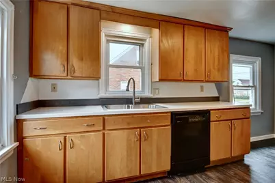 2929 Helen Place NW, Canton, OH 44708 - Photo 13