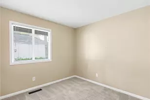 132 Parkview Dr, Aurora, OH 44202 - Photo 15