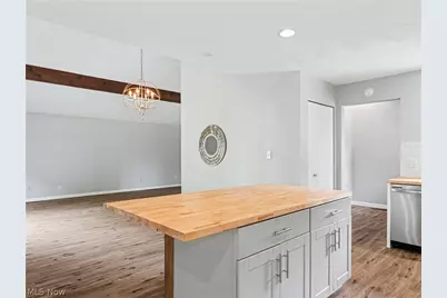 132 Parkview Drive, Aurora, OH 44202 - Photo 7