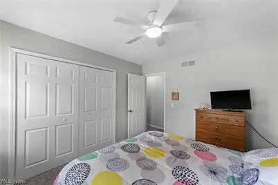 376 Creekside Drive, Avon Lake, OH 44012 - Photo 27