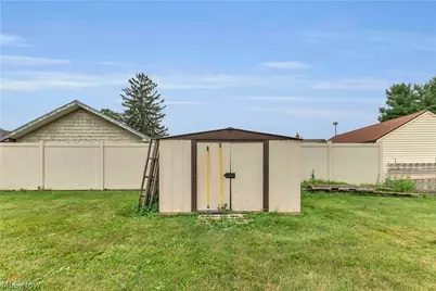 313 Woodside Avenue NE, North Canton, OH 44720 - Photo 19