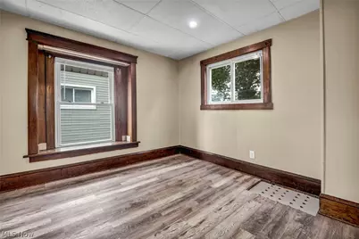 1270 Kentucky Avenue, Akron, OH 44314 - Photo 11