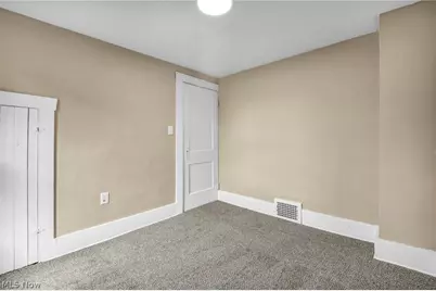 1270 Kentucky Avenue, Akron, OH 44314 - Photo 19