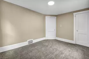 1270 Kentucky Ave, Akron, OH 44314 - Photo 21